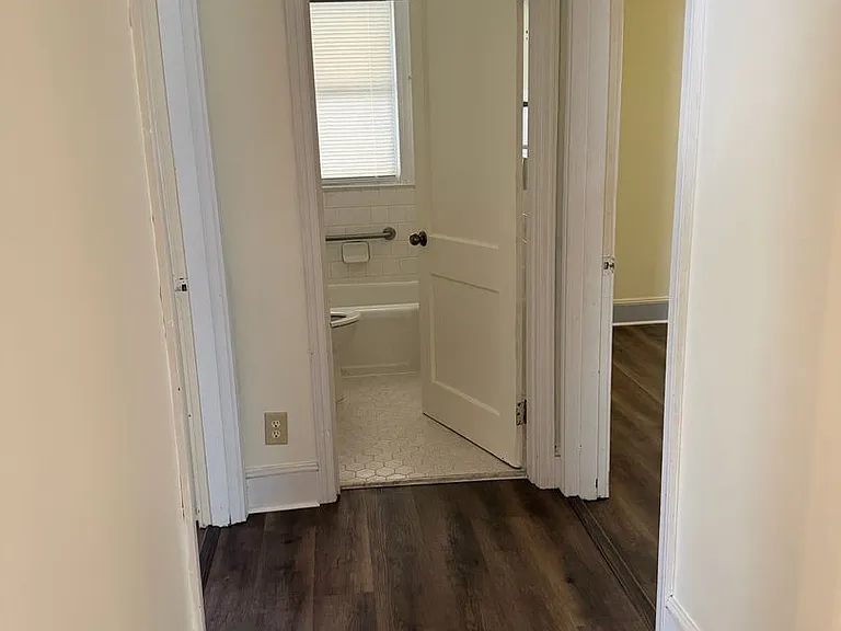 239 Motley Ave — Photo 5