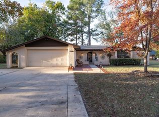 10725 Old Harbor Ct, Fort Smith, AR 72903