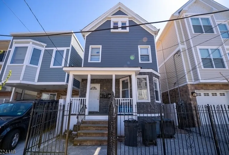 226 Fairmount Ave #1 — Photo 1