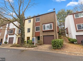 9948 Lake Landing Rd, Gaithersburg, MD 20886