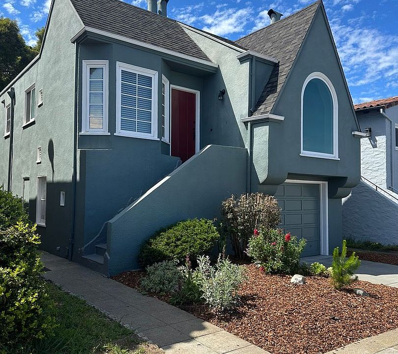 1st image of 224 Teresita Blvd