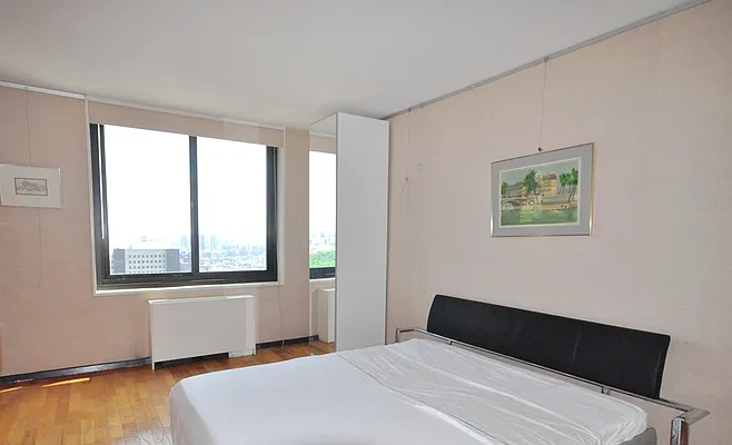 Rented by Corcoran | media 3