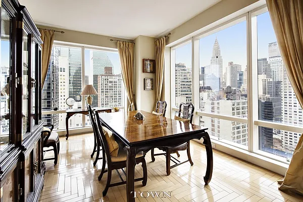 Rented by Town Residential | media 18