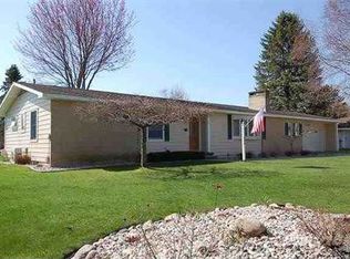 308 Petrie Rd, Cadillac, MI 49601