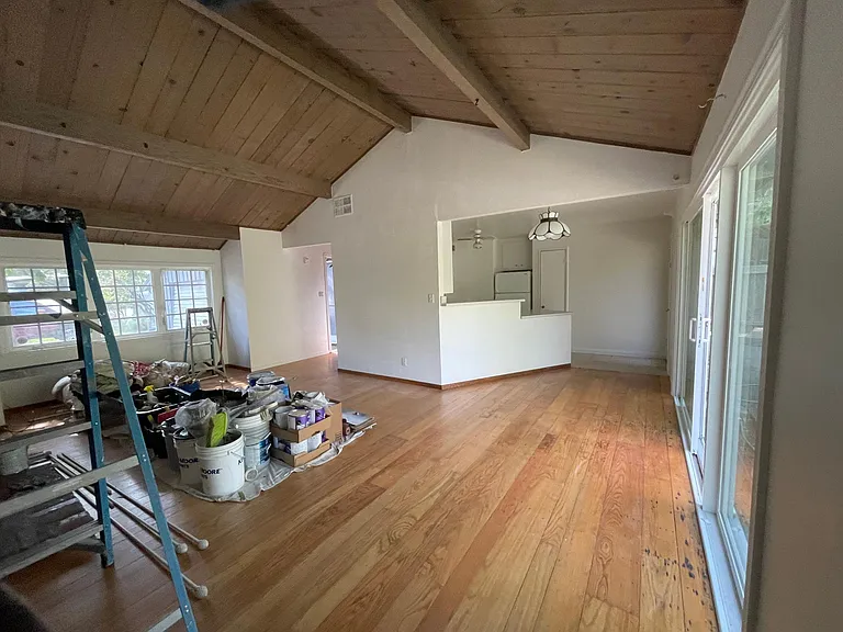 950 Happy Valley Ct — Photo 3
