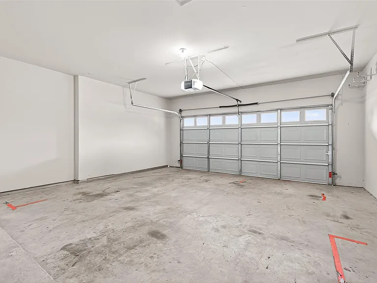 24526 Avellino Ct — Photo 43