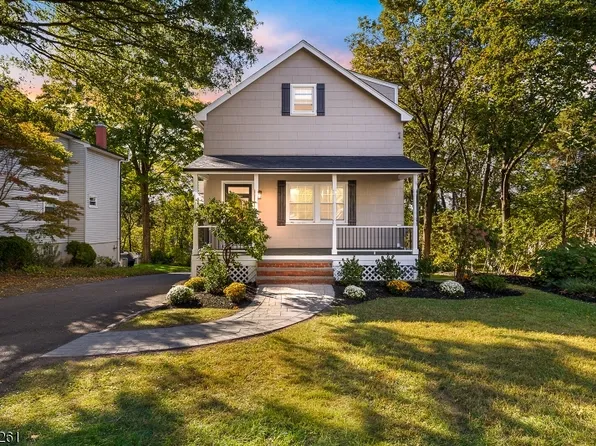 355 Elm St, Stirling, NJ 07980