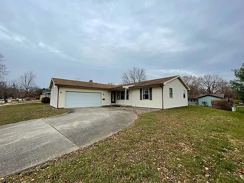 2502 Grange Dr Photo 1