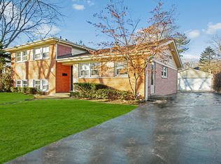 333 Locust Rd, Wilmette, IL 60091