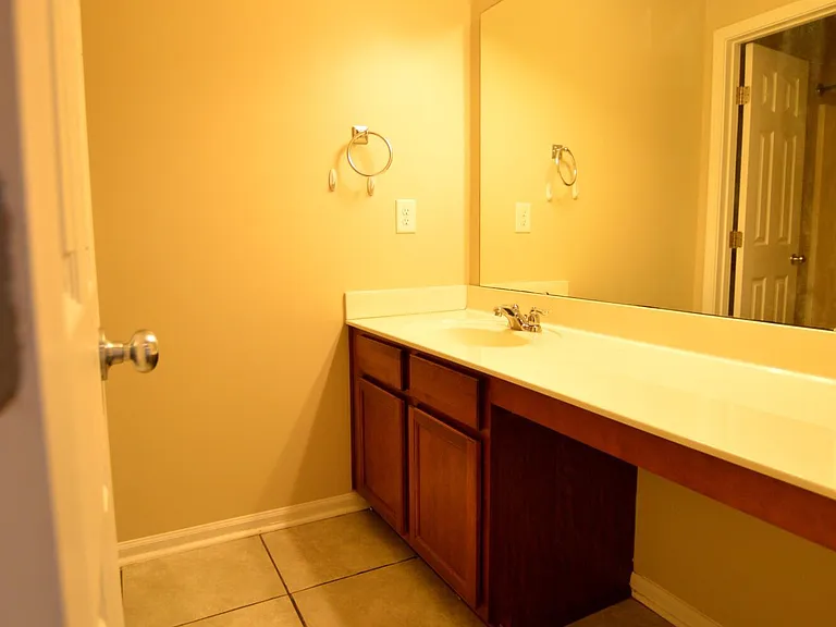 919 Stagecoach Dr — Photo 22