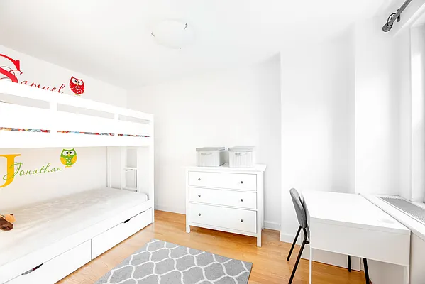 Sold by Compass | media 7