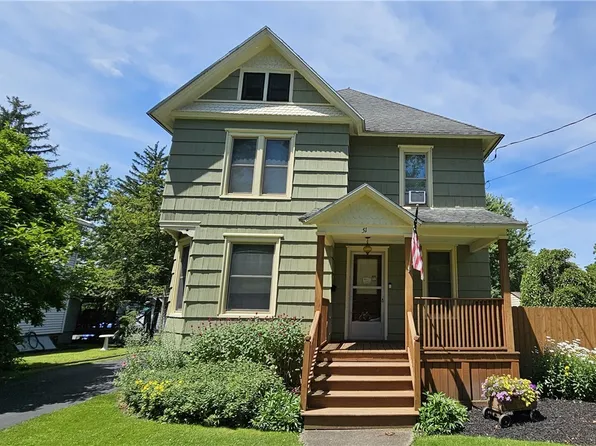 51 Mattie St, Auburn, NY 13021