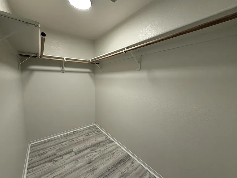 4408 S Caitlan Ave — Photo 15