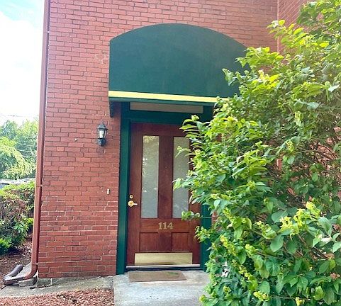 2nd image of 54 Green St APT 114