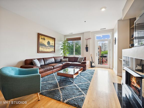 4th image of 1444 N Orleans St APT 5J
