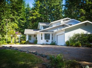 426 Pleasant Pl, Coupeville, WA 98239