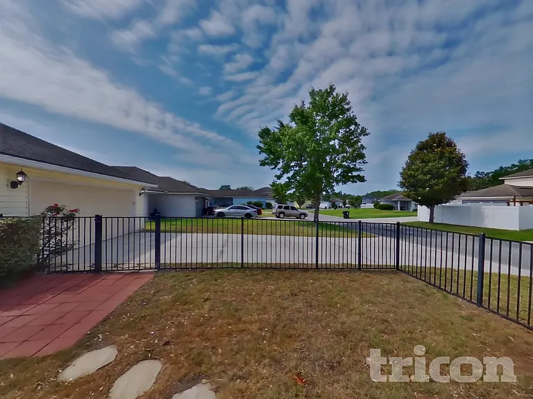 656 Sunny Stroll Dr — Photo 15