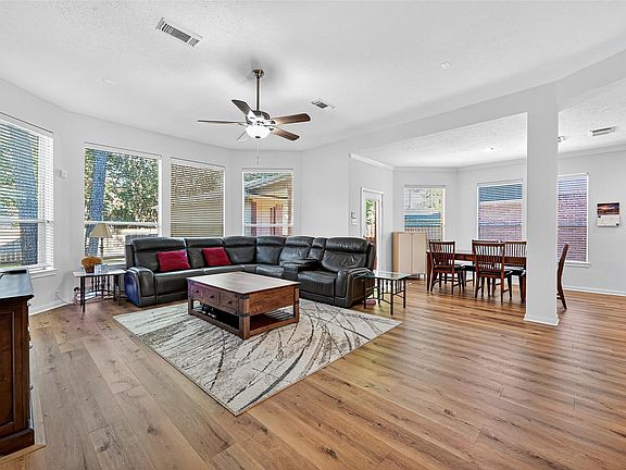 3rd image of 25830 Clear Springs Way