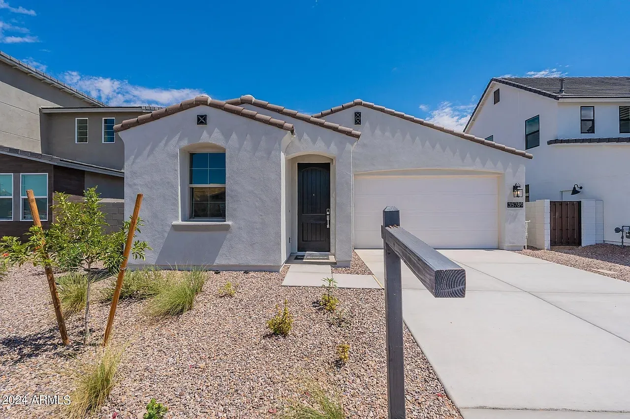 4 bed, 1991 sqft, $3,700 — Photo 1