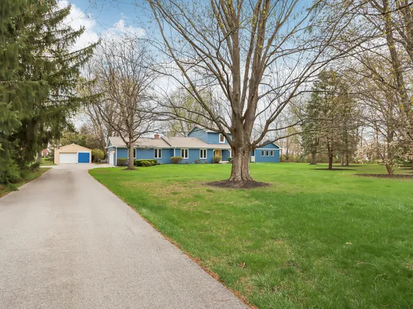 1250 W 141st St, Carmel, IN 46032