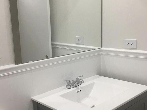 5th image of 999 Brickell Bay Dr APT 606