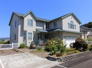 1615 NW 39th St, Lincoln City, OR