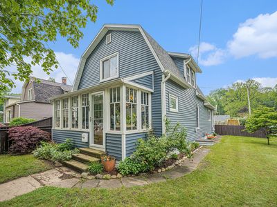 129 W Plainwell St, Plainwell, MI, 49080