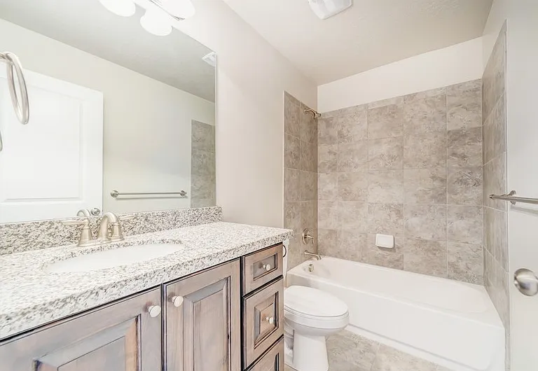 1155 S 225 E — Photo 14