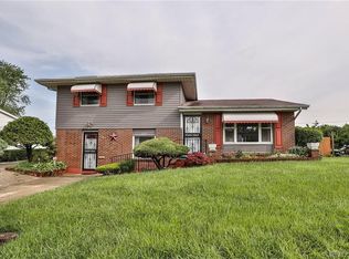 5121 Retford Dr, Dayton, OH