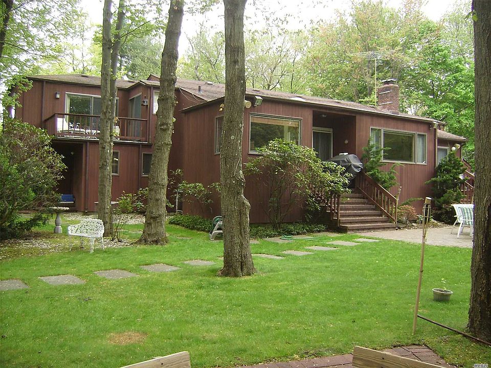 2nd image of 127 Hicks Ln