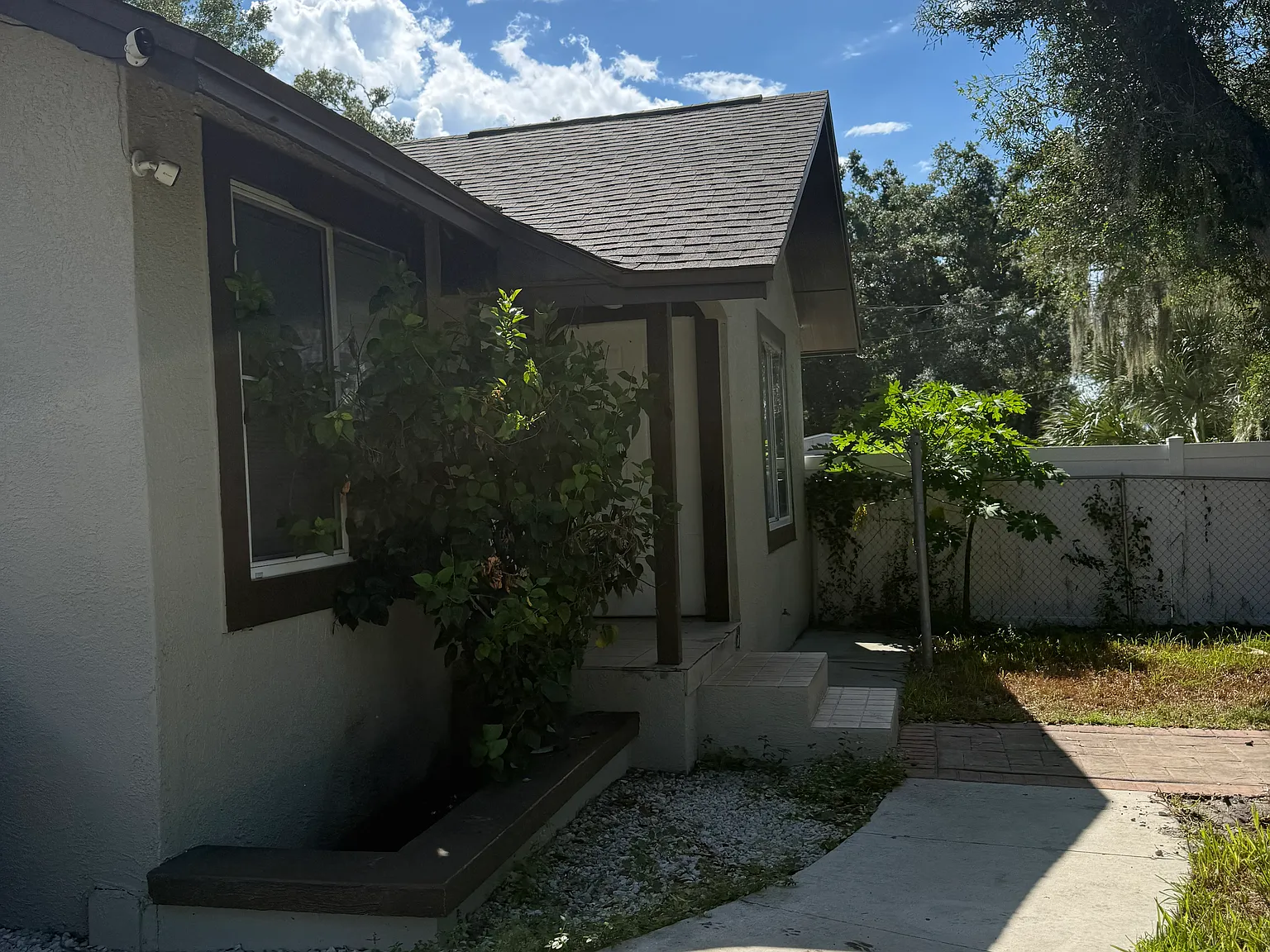 6301 Palm River Rd — Photo 3