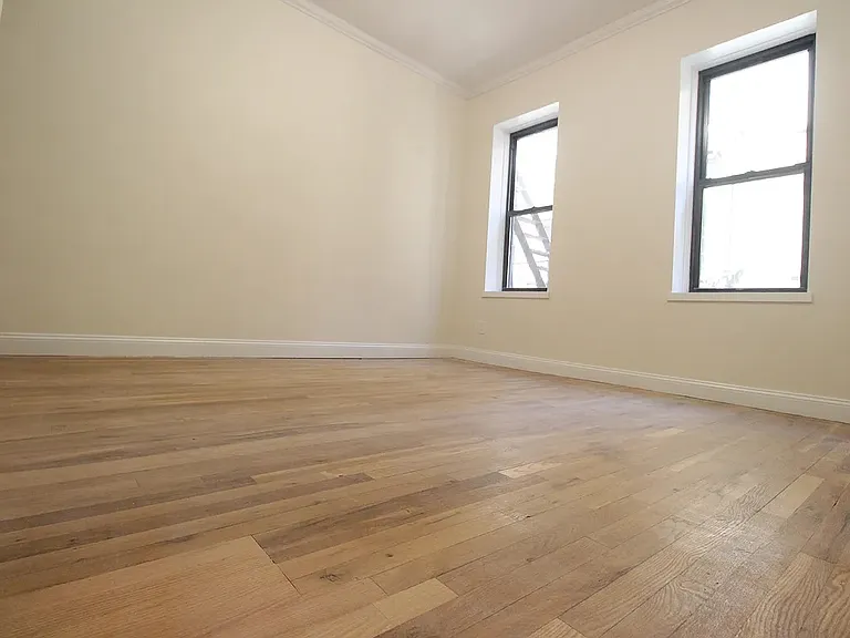 192 Claremont Ave #D — Photo 2