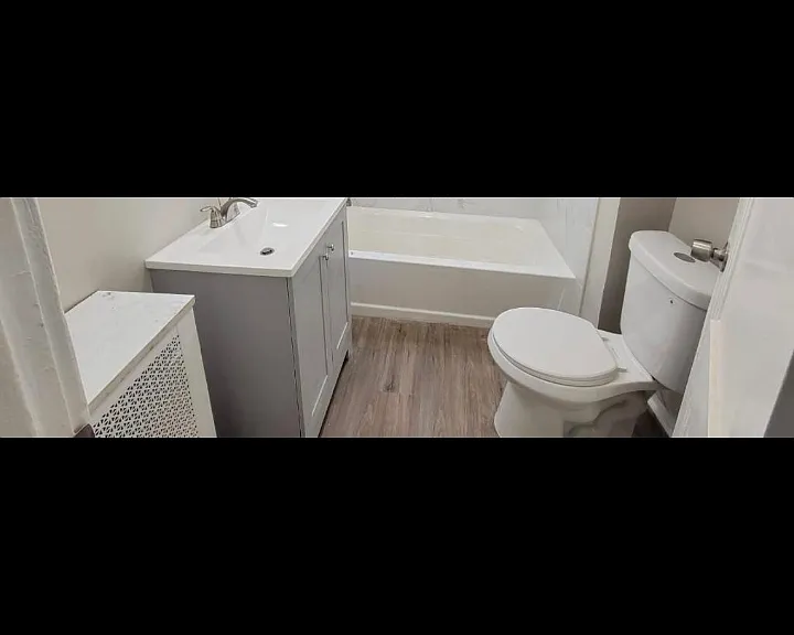 9 39th St #2L — Photo 3