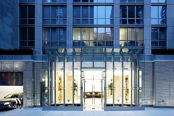 Rented by Warburg | media 37