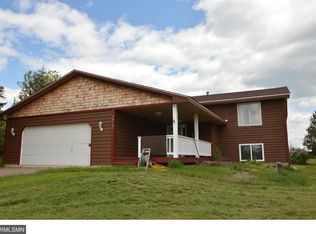 18107 Ivywood St NW, Oak Grove, MN 55011