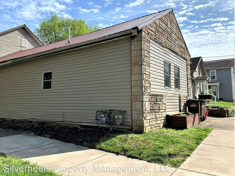 1st image of 616 Warren St