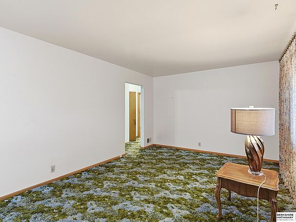 4th image of 5328 N 48th Ave