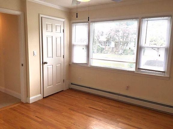 3rd image of 12 Clinton Ave
