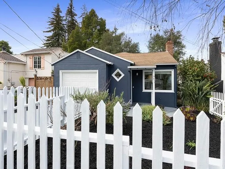 3911 Burckhalter Ave — Photo 1