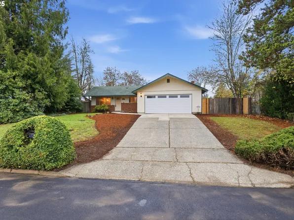 1802 NW 101st St, Vancouver, WA 98685