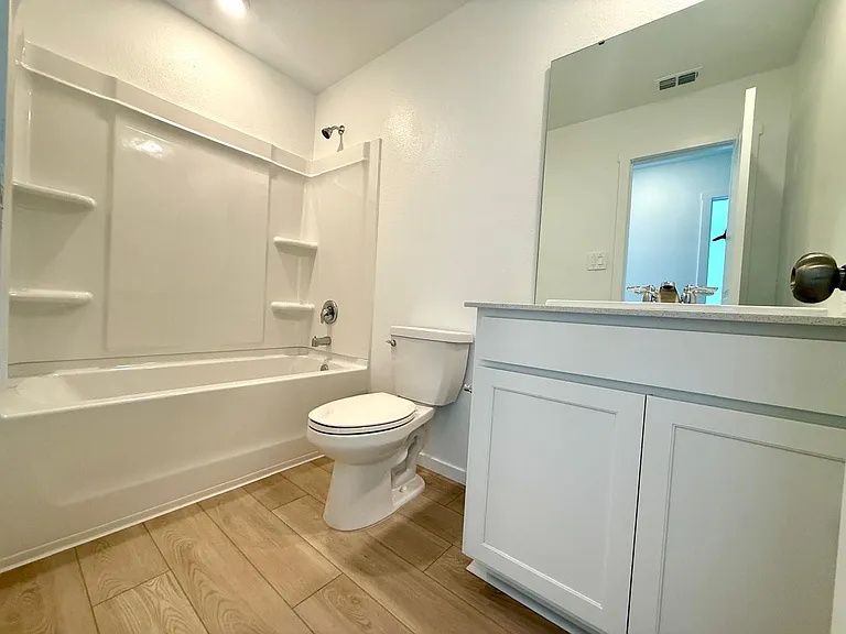 874 Lynx St — Photo 15
