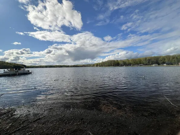 W16252 South SHORE DRIVE, Armstrong Creek, WI 54103