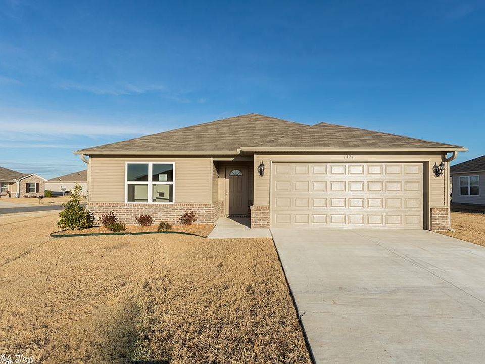 1st image of 1424 Juniper Dr