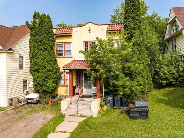 1315 E 2nd St, Duluth, MN 55805