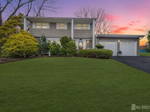 12 Avon Way, Parlin, NJ 08859