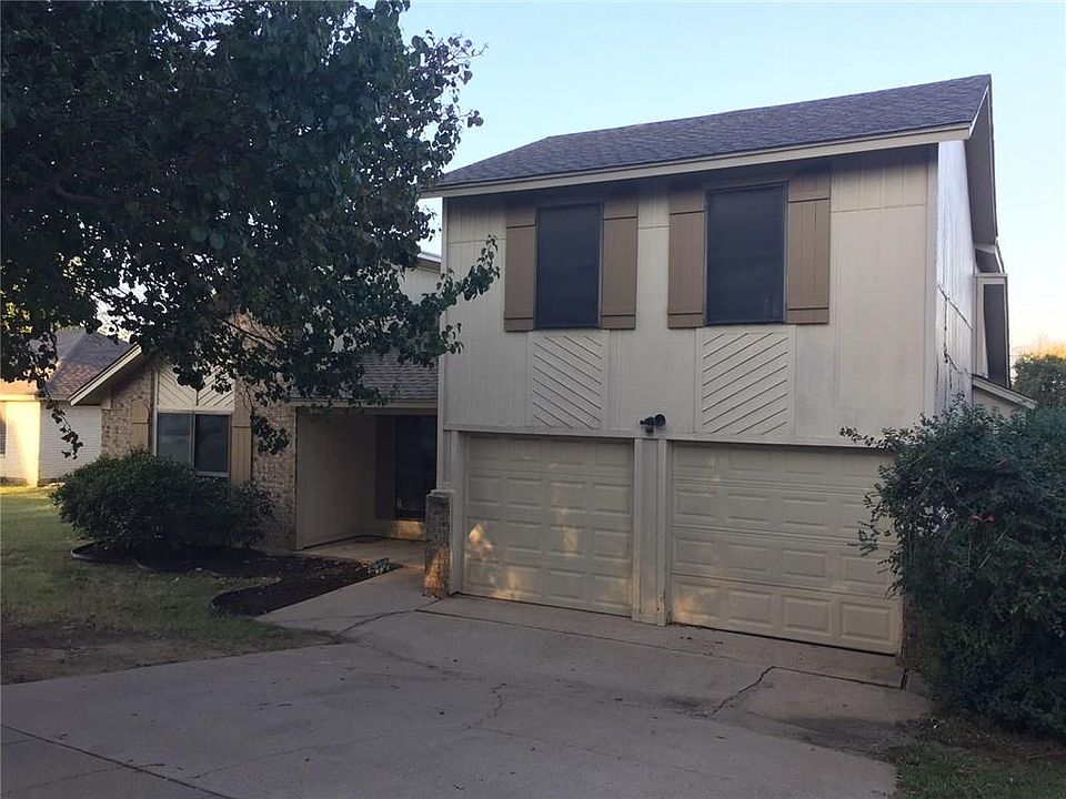 1st image of 4604 Mandalay Dr