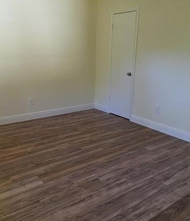 5th image of 6521 SW 59th Ave