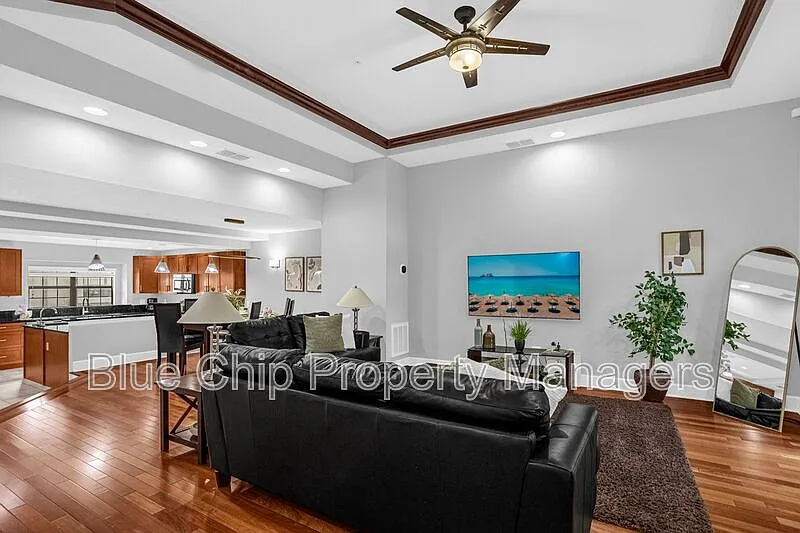 Building Photo - 14518 Damai Ln