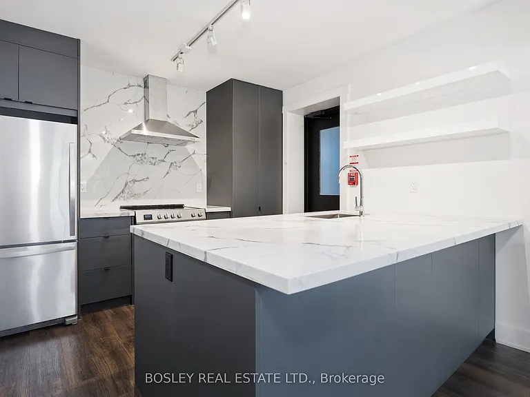 334 Gladstone Ave #2 — Photo 4