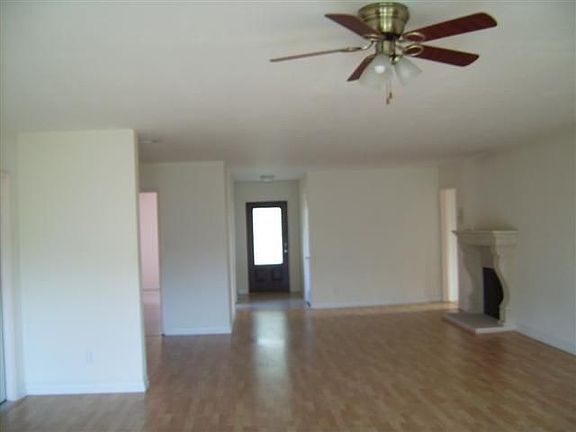2nd image of 17449 Arminta St